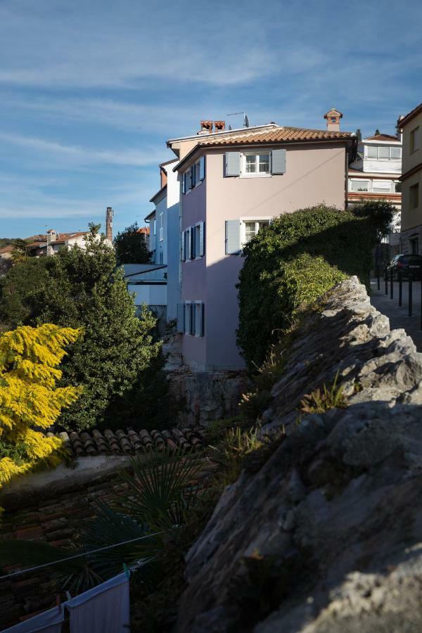 Appartement Holiday Dora *